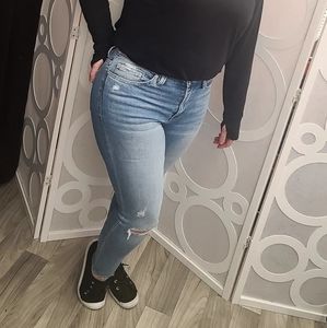 Zenana High Rise Distressed Cropped Skinny Jean